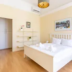 Gde Wesselenyi 8 شقة