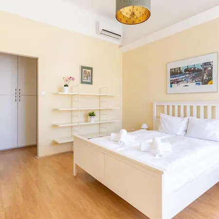 Gde Wesselenyi 8 Апартаменты